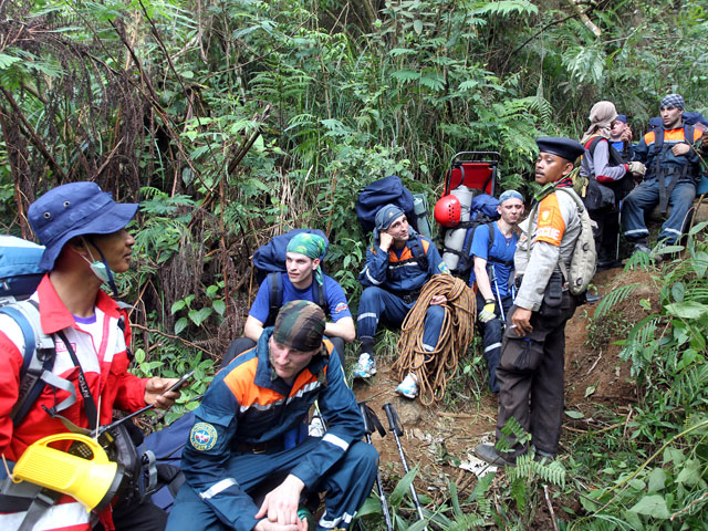 Опубликовано видео с борта разбившегося в Индонезии Super Jet -100