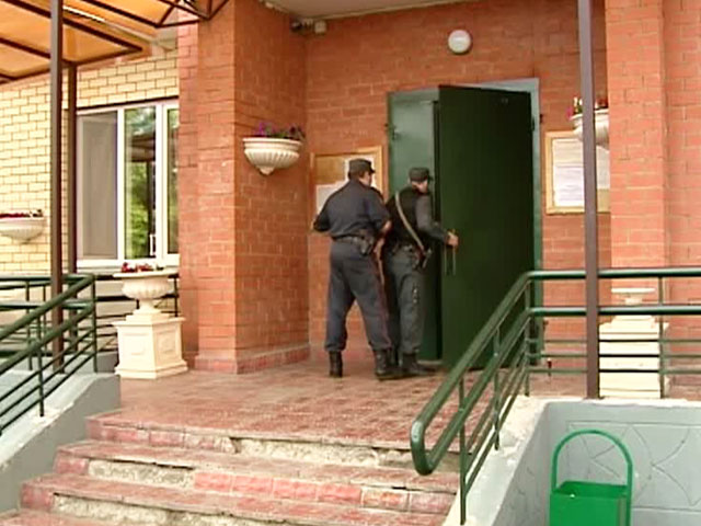 Женщина, выбросившая своих детей из окна, заявила, что те ей надоели