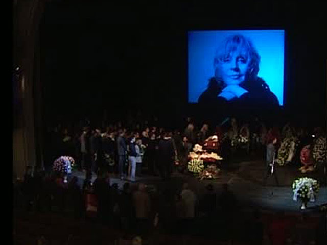 В Москве простились с актрисой и телеведущей Мариной Голуб