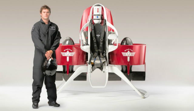 Прототип Jetpack P12. Максимальная скорость, которую может развить Jetpack P12, составляет 74 км/ч. Полностью заправленный бак поможет продержаться в воздухе в течение 30 минут (фото Martin Aircraft).