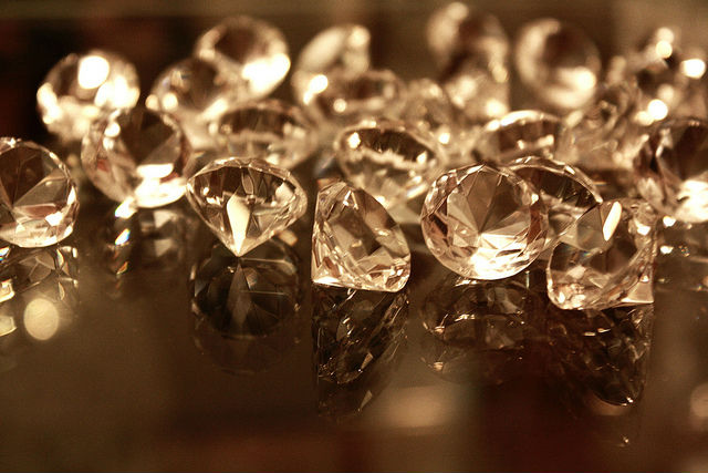 Если и есть алмазы на Сатурне, их лучше оставить там (фото Kim Alaniz/Flickr). 