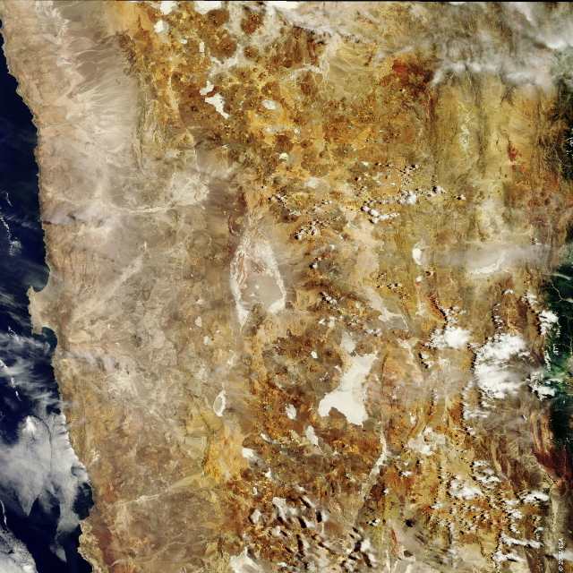 Сухая пустыня Атакама в Чили используется как аналог Марса и Луны (фото ESA). 