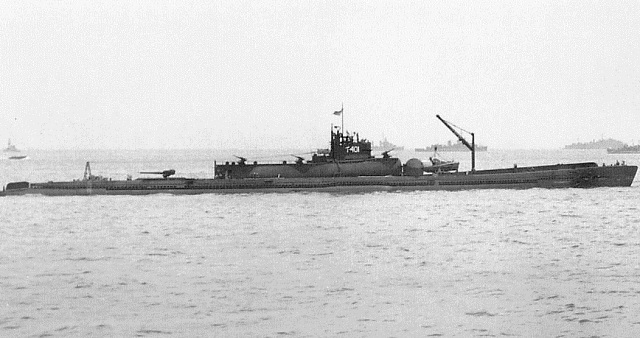 Лодки типа I-400 типа Сентоку были крупнейшими субмаринами до появления атомных подводных кораблей (фото Wikimedia Commons). 