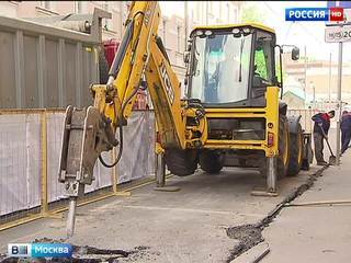 Черниговский переулок в центре Москвы ремонтируют в рамках программы 