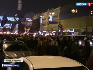 В Киеве проходит шествие в честь дня рождения Бандеры