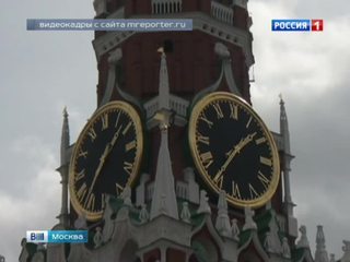 Спасская башня освободилась от строительного "футляра"