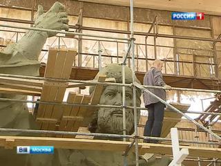 Журналистам показали глиняную модель памятника князю Владимиру