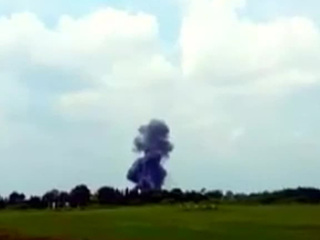 На острове Ява разбился истребитель: пилоты погибли