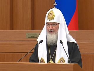 Патриарх опять призвал убрать имя Войкова