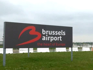 Аэропорт Брюсселя просит не смотреть на разруху, приезжать налегке и заранее