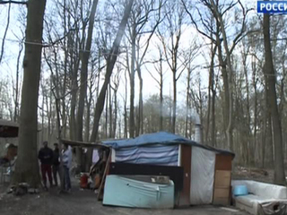 В лагерях для беженцев французские волонтеры принимают ислам