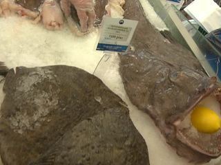 Рыбная неделя: москвичи унесли 400 тонн икры и рыбы