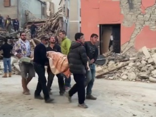 Мощное землетрясение в Италии: число жертв стихии выросло до 14 человек