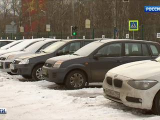Тарифы на московских парковках привязали к времени суток