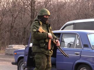 Жители Зайцева роют могилы после обстрела ВСУ