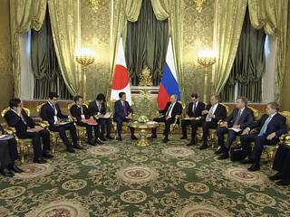 Путин и Абэ встретились, чтобы обсудить совместную работу и мирный договор