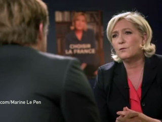 Макрон vs Ле Пен: кандидаты в президенты Франции обменялись 