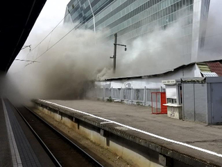 Из-за пожара у Киевского вокзала в соседнем офисном здании проводилась эвакуация