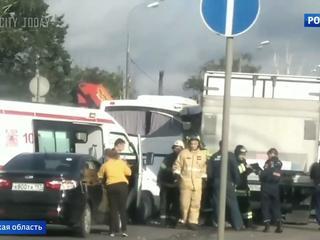 В ДТП на Дмитровском шоссе пострадали четыре человека