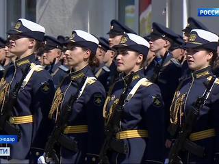 16 будущих военных летчиц приняли присягу в Краснодарском авиаучилище