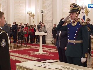 В Кремле принесли торжественную клятву кадеты ФСО