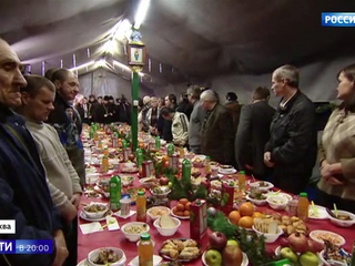 Патриарх Кирилл в Рождество рассказал бездомным о двух путях