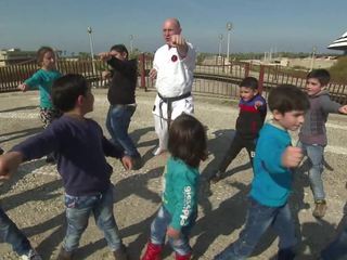 Российские борцы и фехтовальщики провели тренировки для сирийских детей