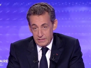 Дотянулся из могилы: Саркози может угодить за решетку из-за денег Каддафи