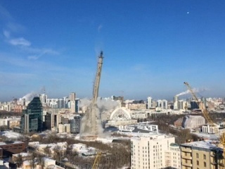 Памятник долгостроя: Екатеринбург встал на защиту телебашни