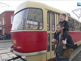 Череда эпох: московские трамваи прошли парадом