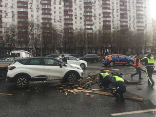 Центральная Россия приходит в себя после сильнейшего урагана