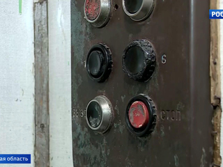 В Петербурге выясняют обстоятельства гибели подростка в лифте