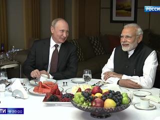 Путин три часа беседовал с премьер-министром Индии Нарендрой Моди в Сочи