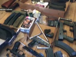 ФСБ и МВД провели спецоперацию по задержанию банды оружейников