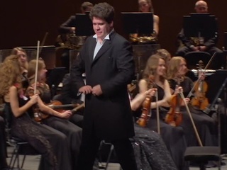 Денис Мацуев выступил в Париже в сопровождении Уральского молодежного симфонического оркестра
