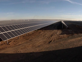 В Оренбургской области запустили сразу две солнечные электростанции