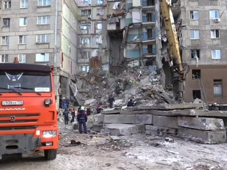 Обрушение подъезда в Магнитогорске: следов взрывчатки на фрагментах завала не найдено