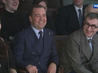 Медведев и Голикова поздравили студентов с Татьяниным днем
