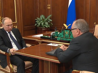 Путин провел рабочую встречу с председателем правления ВТБ Андреем Костиным