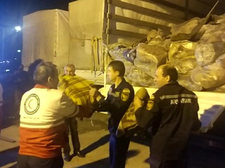 Пострадавшим от наводнений в Иране доставили гуманитарную помощь
