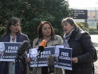 В Лондоне прошел пикет в поддержку Джулиана Ассанжа