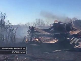 Крупные пожары уничтожили деревни в Мордовии и Твери