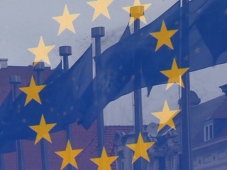 Евросоюз вводит предел цен на услуги мобильной связи