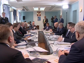 Путин провел совещание, посвященное экономическому развитию Астраханской области