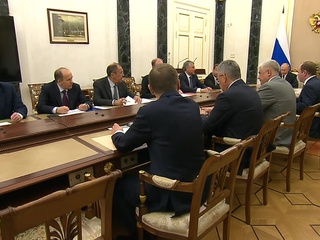 Президент Путин провел в Москве заседание Совбеза