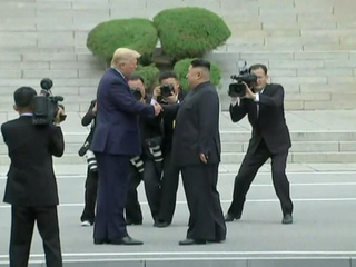 Трамп встретился с Кимом на границе КНДР и Южной Кореи