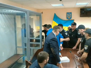 Не отпустили: в Киеве снова перенесли суд по делу Кирилла Вышинского