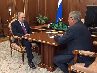 Путин обсудил введение эскроу-счетов на рабочей встрече с главой ВТБ Андреем Костиным.