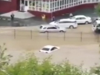 В Приморье проливные дожди обрушились на город Находка