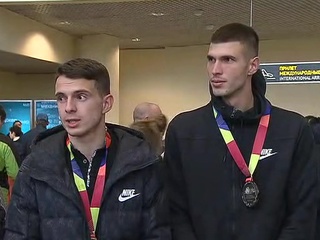 Российские прыгуны Акименко и Иванюк вернулись из Катара